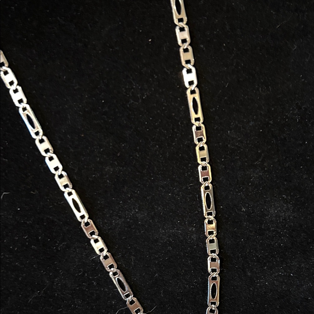 Stainless steel Chain Necklace - Picture 3 of 5